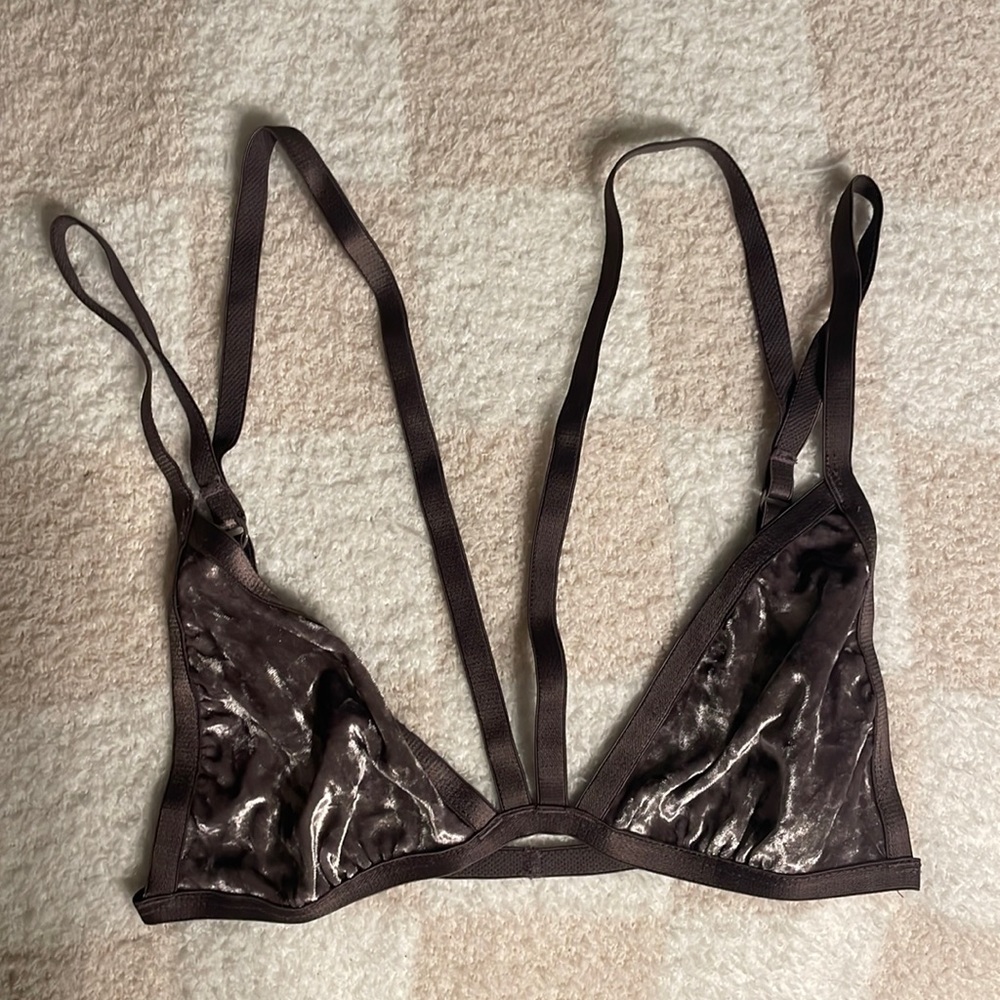 Express Strappy Velvet Triangle Bandeau